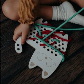   Cipőfűző / zsinór fűzős játékhoz rövid - választható színnel