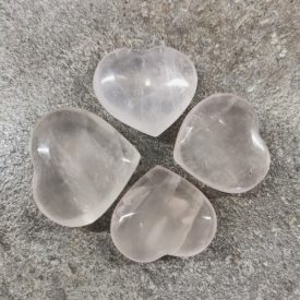 Rózsakvarc marokkő - szív alakú 3 cm