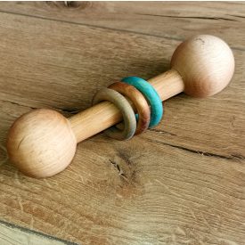 Fa montessori csörgő - fiú