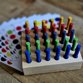   Sorozatkészítő fa fejlesztő játék feladatlapokkal - kézműves játék