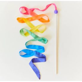   Sarah's Silks selyemjáték Maxi, varázspálca szivárványos szalaggal és golyóval