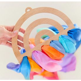   Sarah's Silks fa tároló selymekhez - szivárvány alakú